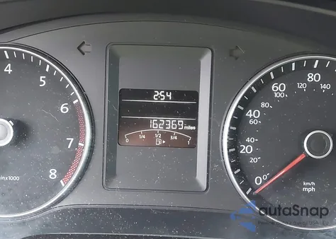 2014 Volkswagen Jetta 1.8T Se z USA, uszkodzony, nr VIN 3VWD07AJXEM216277